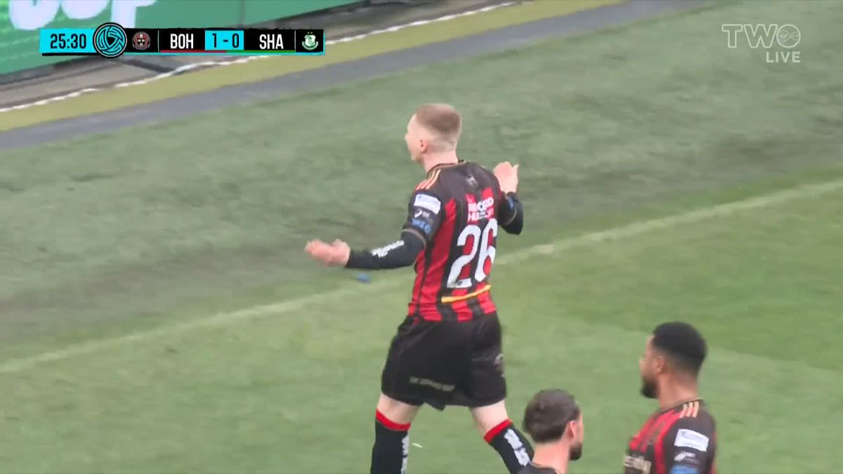 ๐๐๐๐ ๐๐๐๐๐๐๐!!! ๐ดโซ๏ธ Breaks the deadlock at the Aviva and goes straight to the Shamrock Rovers supporters! Brilliant by Mousset and Conor Parsons in the build-up! #LOI