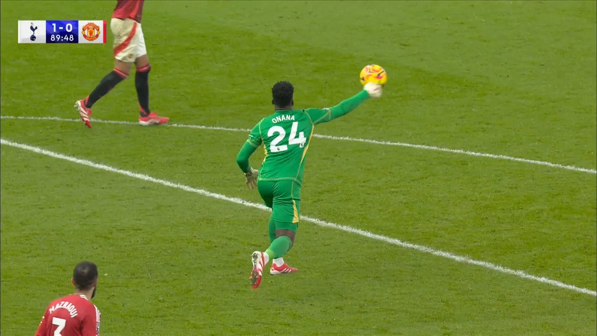 "That's a really poor throw from Onana" Dorgu and Porro collide following a poorly released ball from Onana 😬