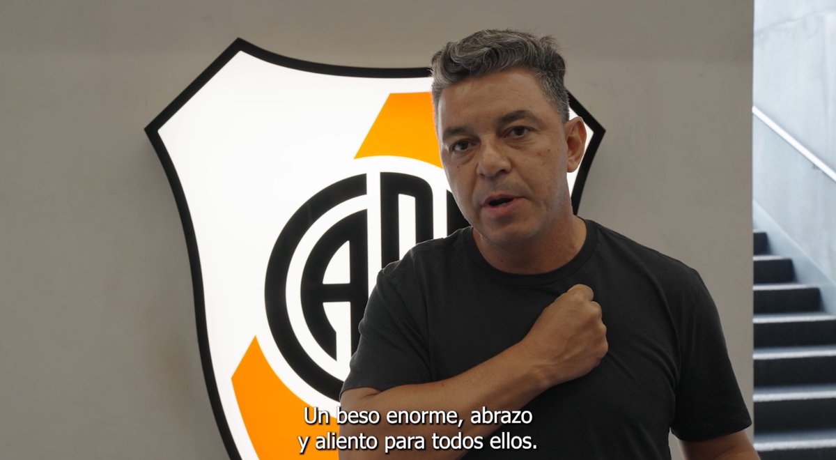 Todos somos la Patagonia 🤝⚪️🔴⚪️ Nuestro abrazo a todas las familias que están sufriendo y todos los que están colaborando incansablemente en la lucha contra los incendios. 📎