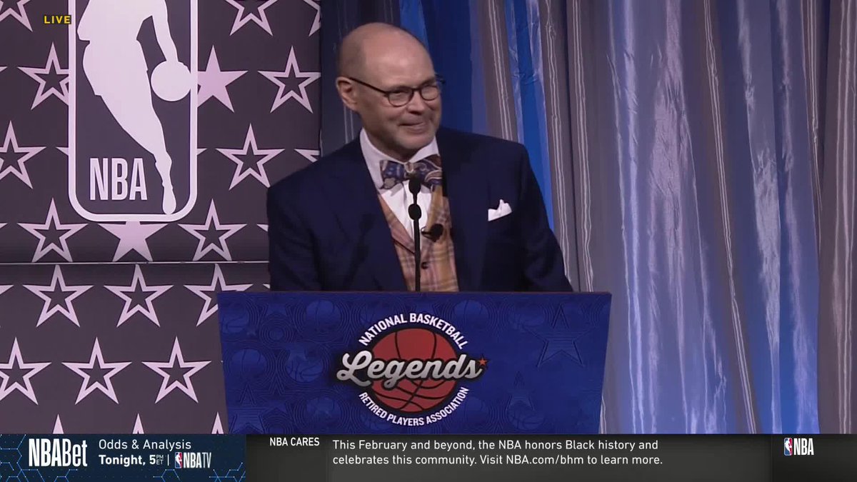 "For all my colleagues, every teammate in our ranks, we offer you a simple yet sincere and heartfelt thanks." EJ begins the NBA Legends Brunch with a signature poem. ❤️
