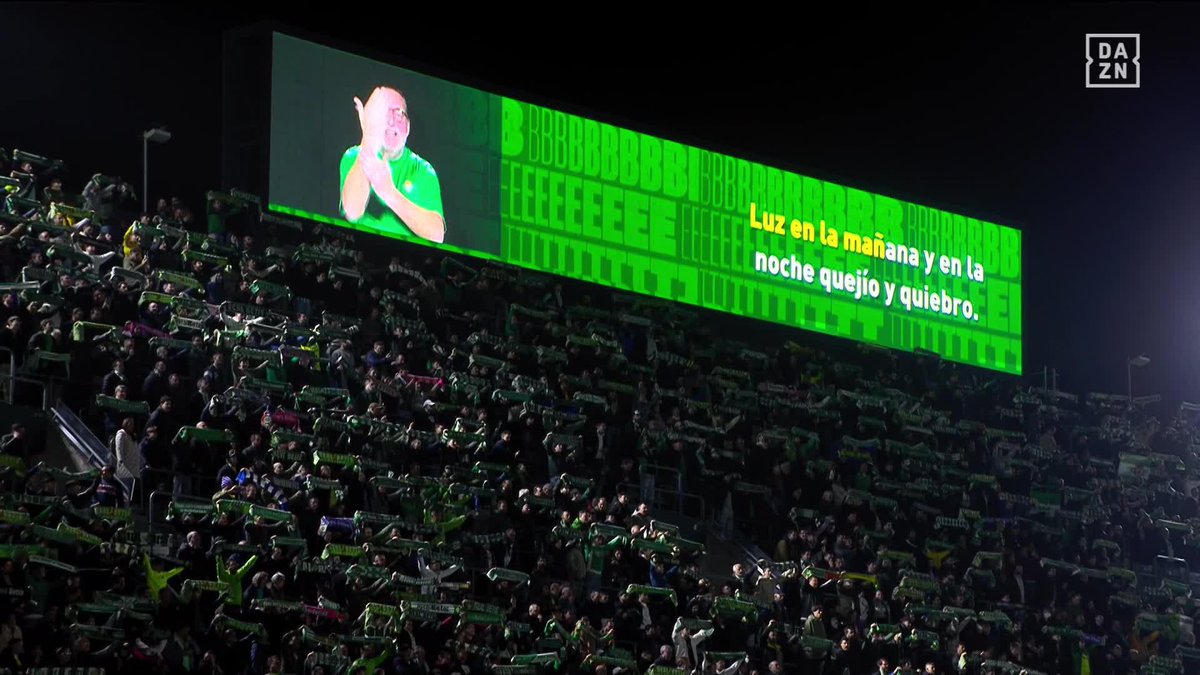 🔊 “Betis, musho Betis, en este mundo lo que más quiero” Y se dejan la garganta en cada cita para demostrarlo 💚🤍 #LALIGAenDAZN ⚽️