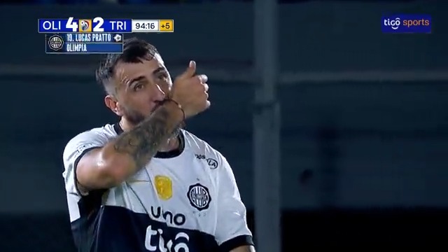 🐻¡Volvió el Oso! De penal, Lucas Pratto liquidó el expediente en el Defensores. 📺Tigo Sports ▶️Viví el #AperturaAPF2025 en