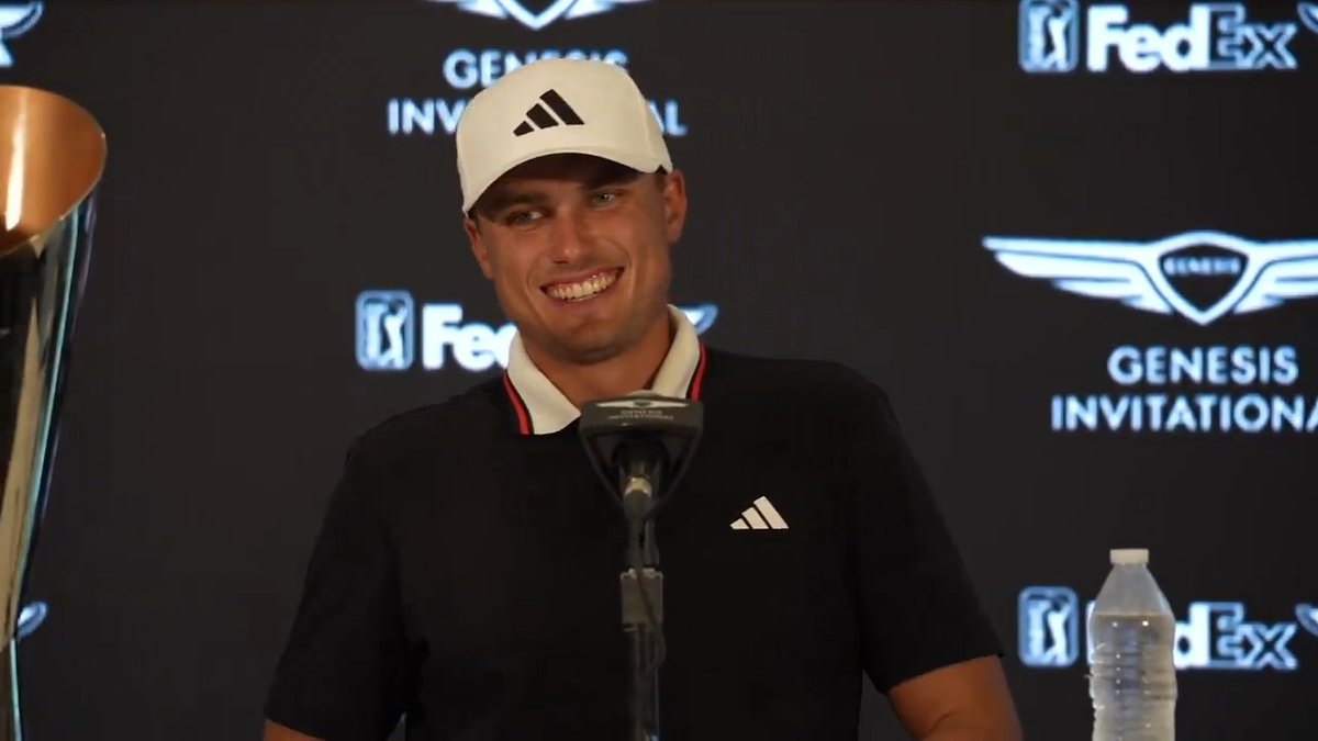 Ludvig Åberg meets with the media after winning @TheGenesisInv 🎙️