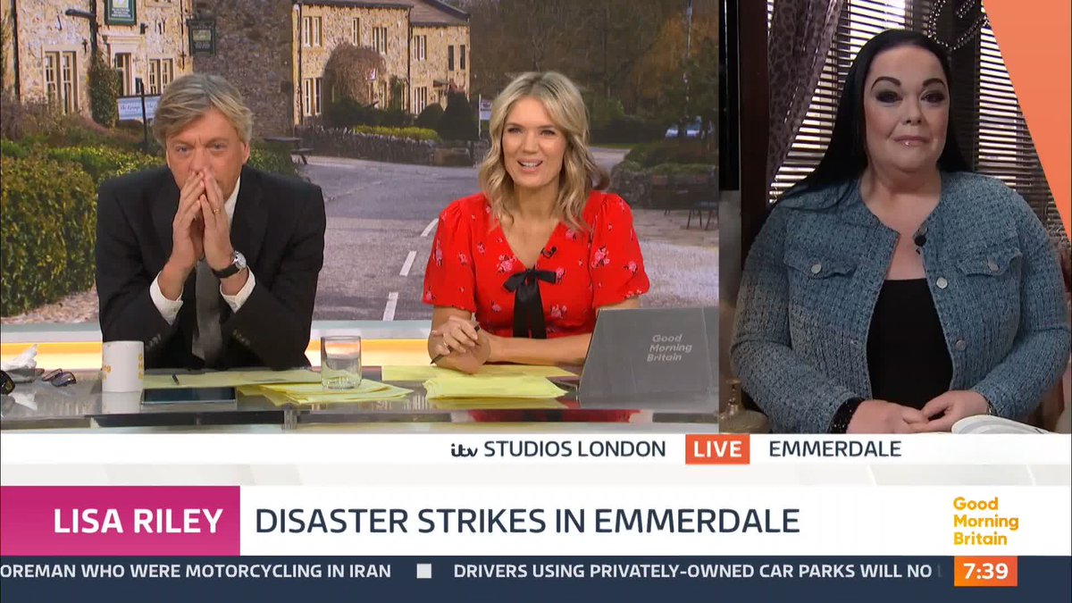 Which limo crashed into the lake?! 'You said one person...there might be more...' Emmerdale star Lisa Riley teases upcoming scenes 😮