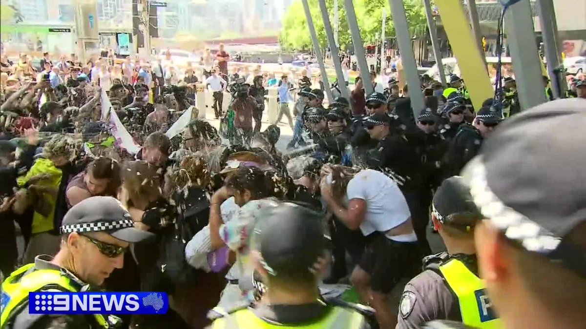 A class action against Victoria Police has begun with protesters suing the force over the use of capsicum spray, claiming it amounted to assault and battery. Penelope Liersch #9News