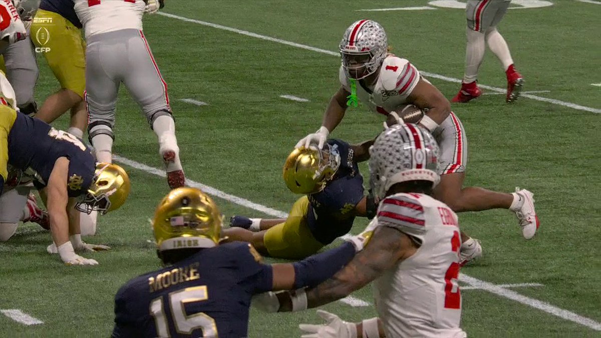 TOP 5 ROOKIE RBs (Fantasy Football 2025) 5. Quinshon Judkins - Ohio State Ole Miss Freshman Year - 1,500+ Rush Yards - 16 Rush TDs OSU National Championship - 121 Total Yards - 9.1 YPC - 3 TDs Player Comparison - Zach Charbonnet