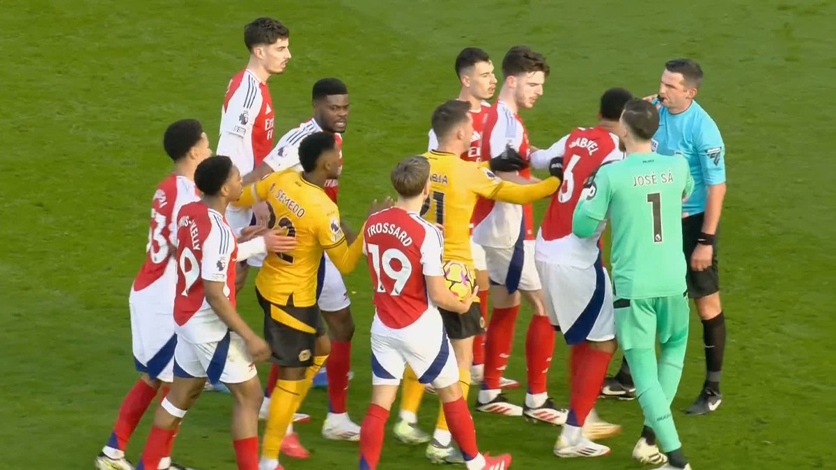 An independent Regulatory Commission has imposed a £65,000 fine on Arsenal, alleging that the club failed to ensure players did not behave in an improper way around the 43rd minute against Wolves, with Arsenal admitting to the charge 🚨