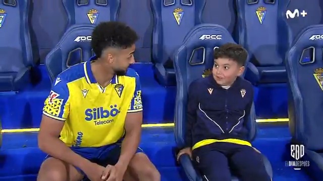 "Me llamo Marco, tengo cáncer y Chris Ramos es mi 'bro' y mi mejor amigo ❤️". Cádiz Club de Fútbol #ElDíaDespués