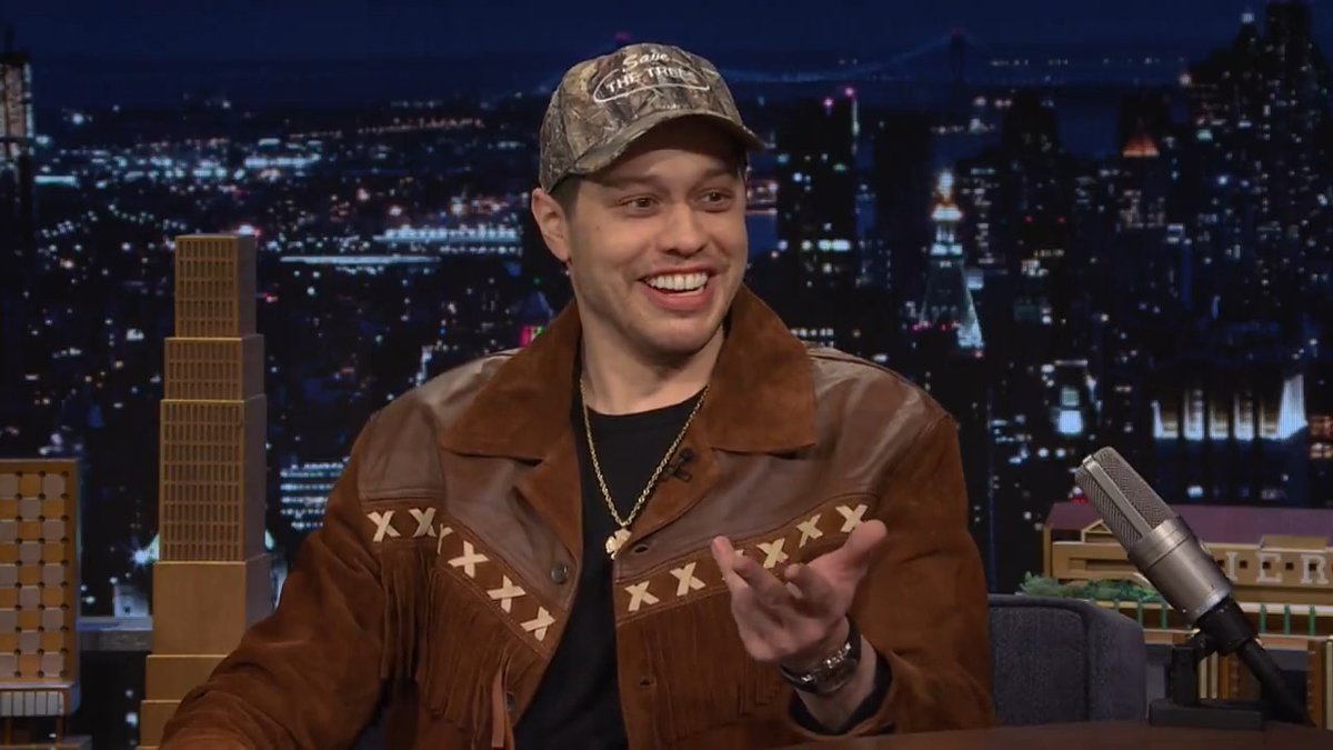 Who wants to have a party on Pete Davidson and Colin Jost’s ferry? 😂 #FallonTonight