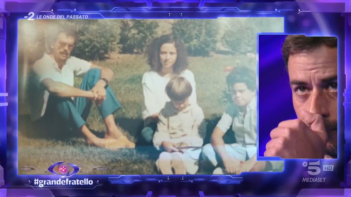 Iago si è lasciato andare alle emozioni e ha raccontato della sua famiglia ❤️🩹 #GrandeFratello