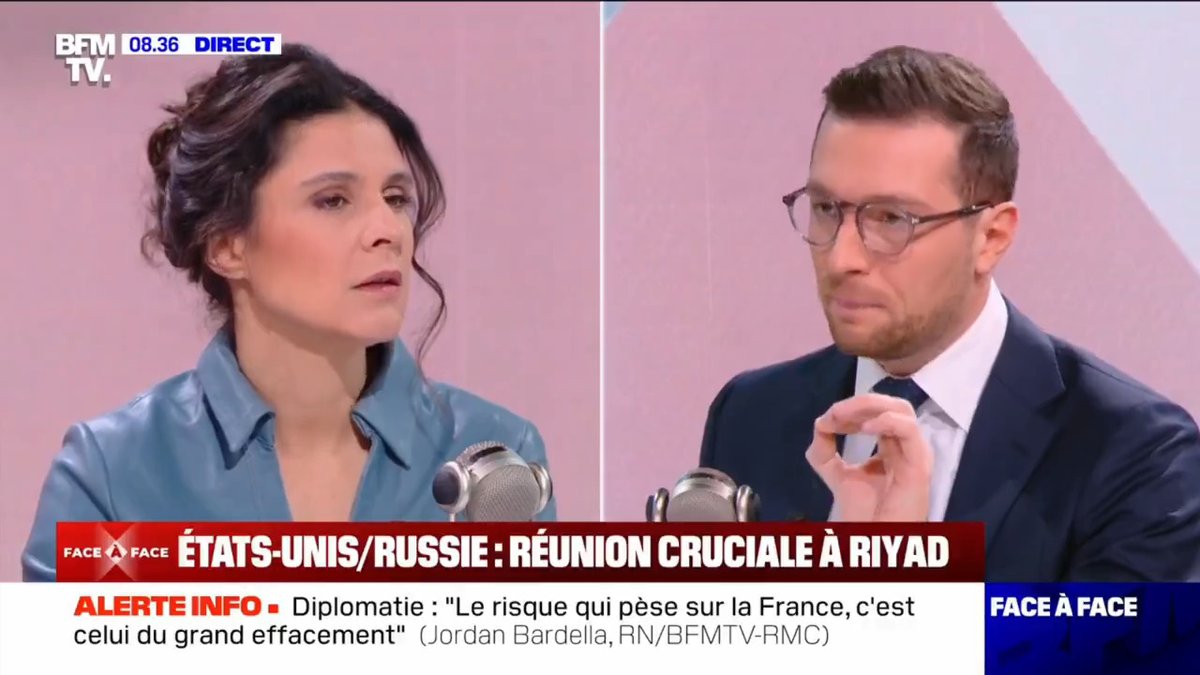 Notre ministre des Affaires étrangères refuse de discuter avec le ministre des Affaires étrangères russe, alors qu'il est à plat ventre devant le nouveau régime syrien héritier d'Al Qaida et de Daesh, et qu'il est d'une complaisance inouïe à l'égard de l'Algérie ! #FaceAFace