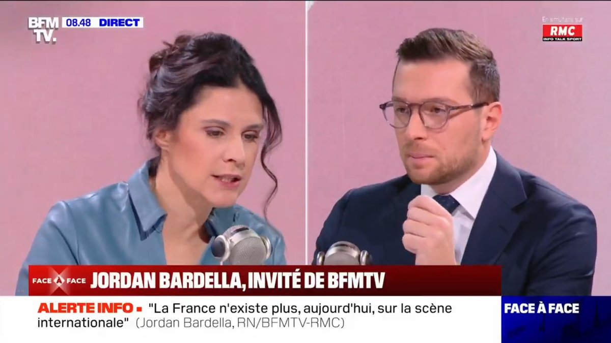 Quand on ferme chaîne de télévision qui est la première chaîne de la TNT, lorsqu'un enseignant sur 2 s'auto-censure dans les classes, il y a évidemment un recul de la liberté d'expression. La gauche exerce une pression totalitaire sur le débat public. #FaceAFace