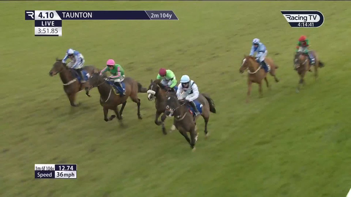 Luttrell Lad returns to form with a solid effort in the South West Rail Solutions Ltd Handicap Hurdle, finding extra in the closing stages under jockey Cameron Iles ๐