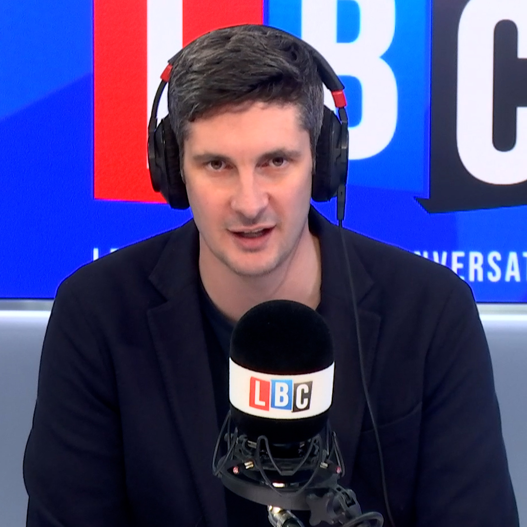'Is this judge actually for real?' ＠TomSwarbrick1 questions 'who's actually in charge' as The Lady Chief Justice attacks Keir Starmer's migrant remarks.