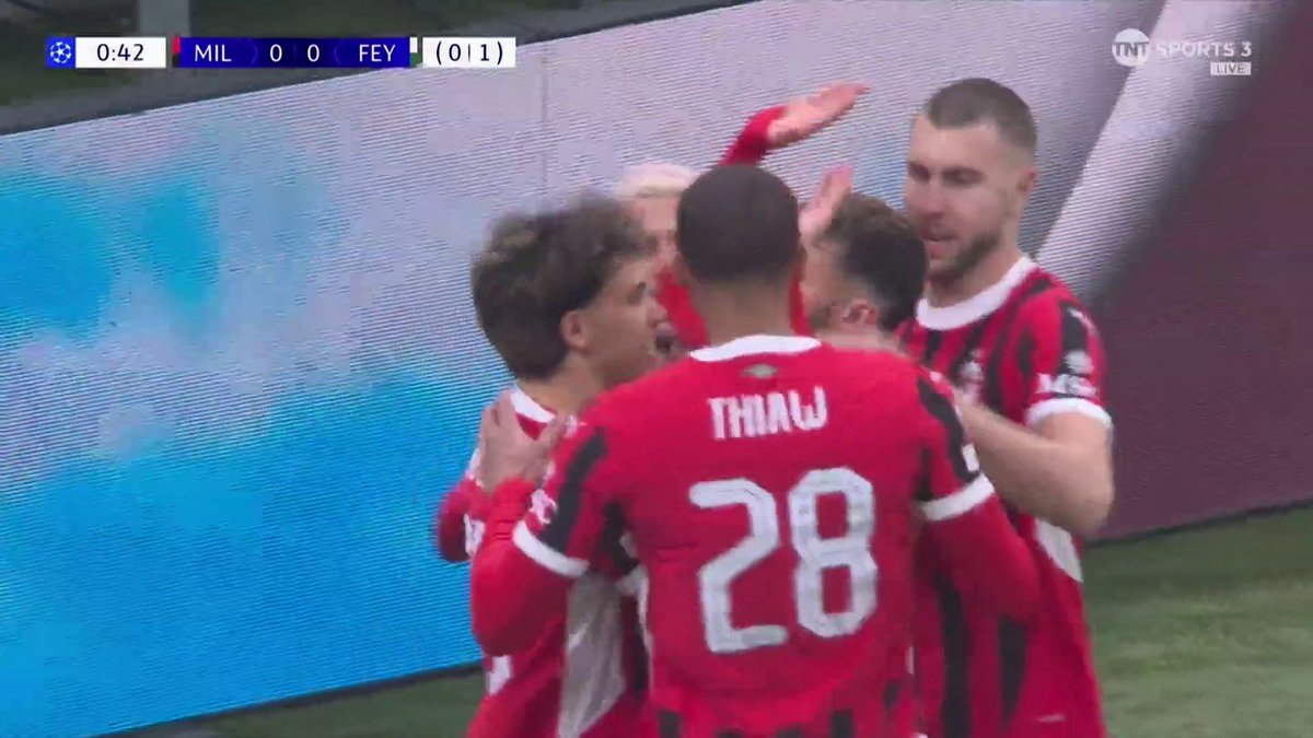 Less than 40 seconds on the board 🔥 Santiago Gimenez opens the scoring for Milan 📺 TNT Sports &amp; discovery+ UK