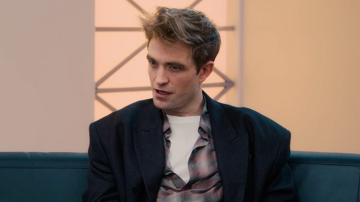 Exclusive: From Jackass to Tom & Jerry, Robert Pattinson reveals the inspirations behind his #Mickey17 performance. For more from Fandango's Big Ticket Interview: