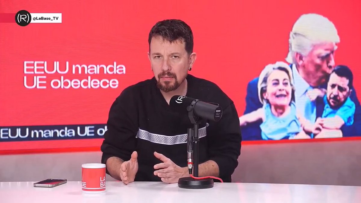 A la progresía mediática se le complica el discurso en torno a Ucrania, Rusia y EEUU 🫤 Pablo Iglesias y Manu Levin comentan las acrobacias dialécticas que se escuchan estos días 👇 📺 LA BASE |