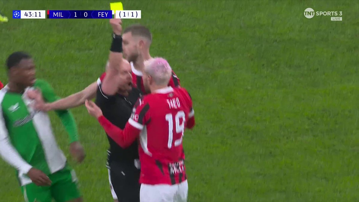 Theo Hernandez picks up a yellow card and rules himself out of the next leg 🟨 📺 TNT Sports &amp; discovery+ UK