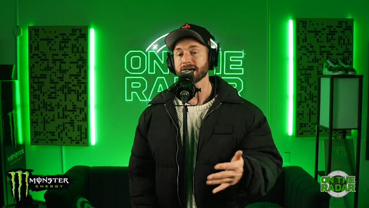 The MARC E. BASSY "Reminder" On The Radar Live Performance
