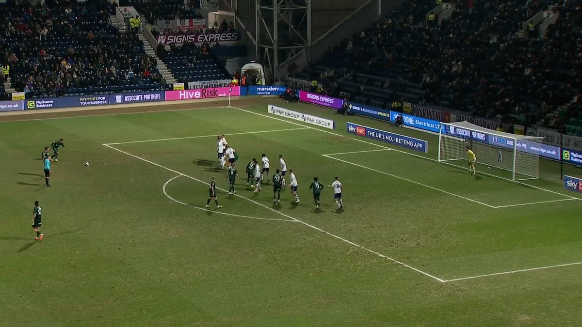A stunning free-kick from Millwall's Mihailo Ivanović 😍