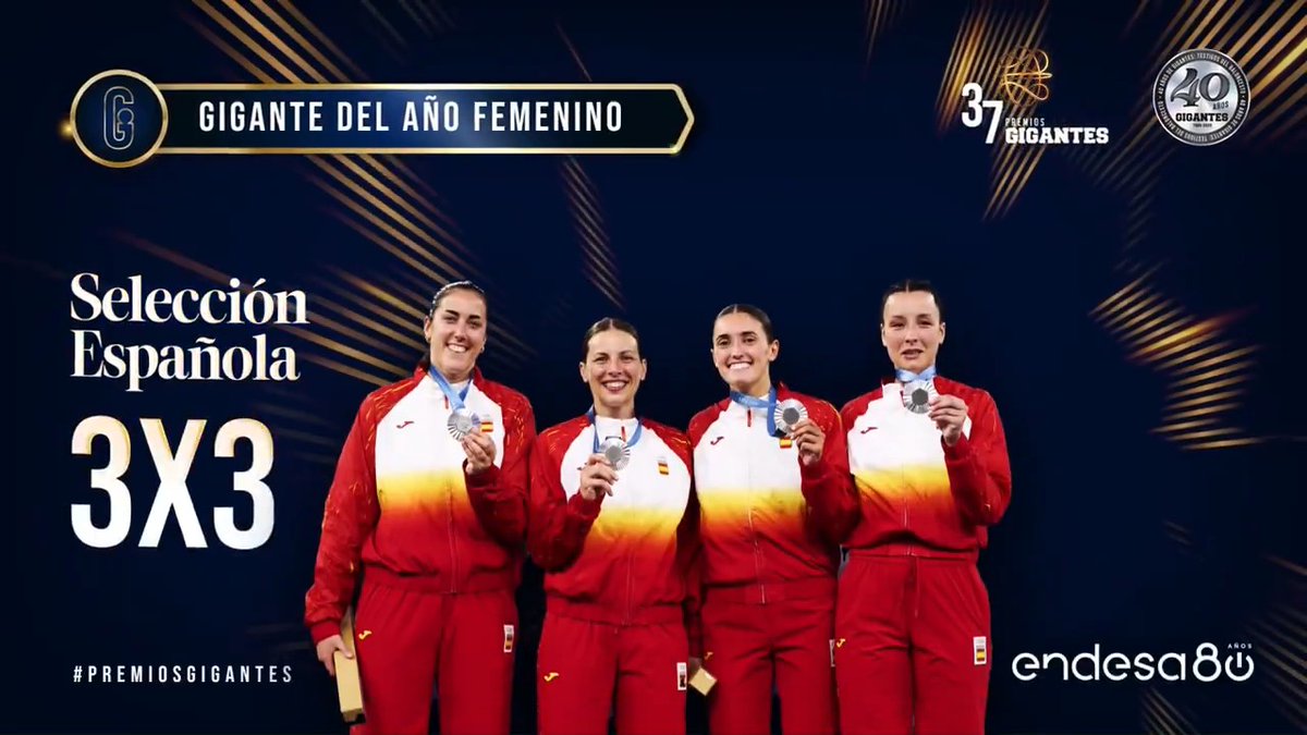 🏆Premio GIGANTE DEL AÑO FEMENINO🏆 🥇🥈Equipo 3x3 femenino: Sandra Ygueravide Sandra Ygueravide, Vega Gimeno Vega Gimeno, Juana Camilión Juana Camilion y Gracia Alonso de Armiño @graciaalonso Ofrecido por Endesa Endesa Basket Lover #PremiosGigantes 🎖️