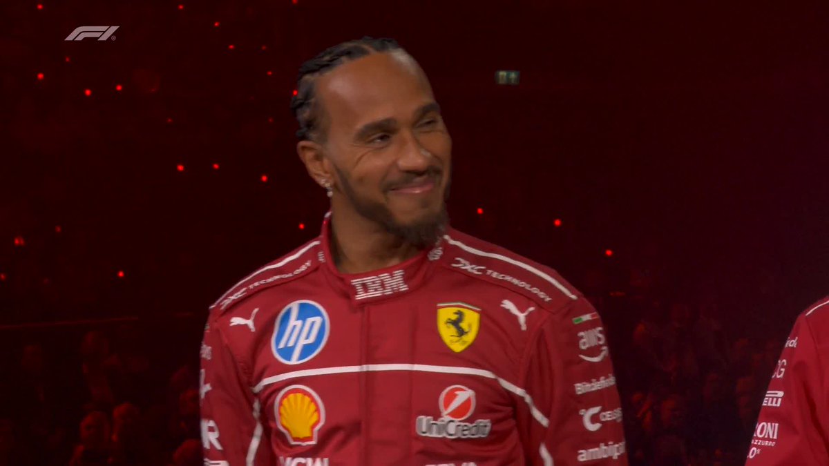 The atmosphere is ELECTRIC for Lewis Hamilton in London 🇬🇧 #F175LIVE Lewis Hamilton