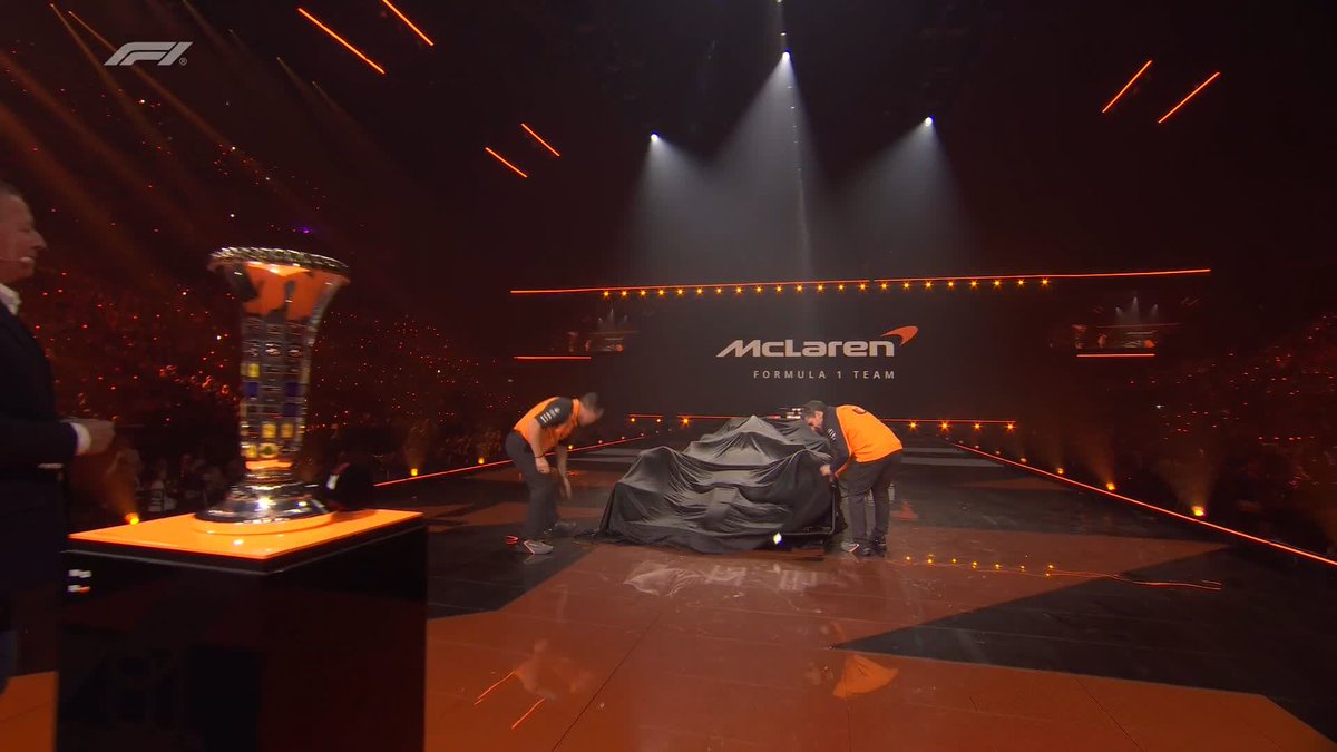 The moment we got to see the constructors' champion's fresh look 🤩 #F175LIVE McLaren Mastercard Formula 1 Team