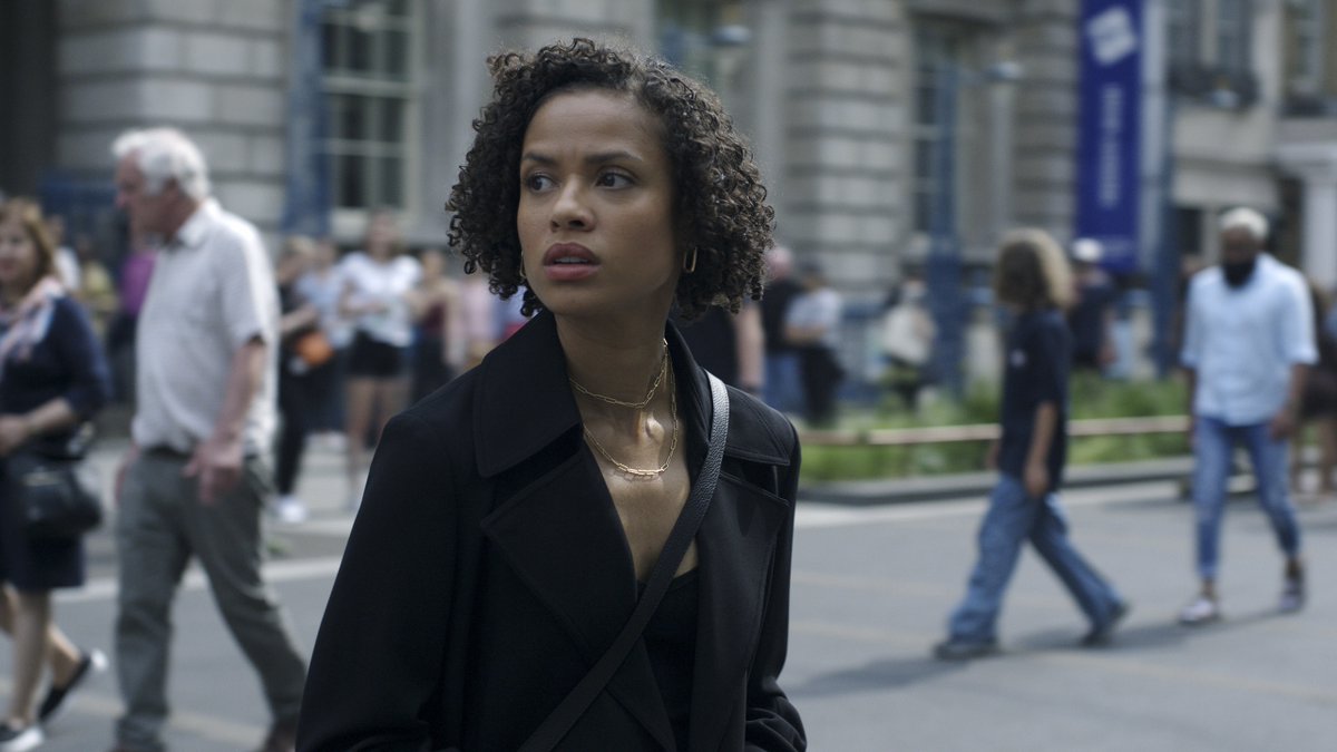 Haunted by her mother’s mysterious murder, Sophie goes to London to uncover the truth. #Surface Season 2 — Premieres February 21