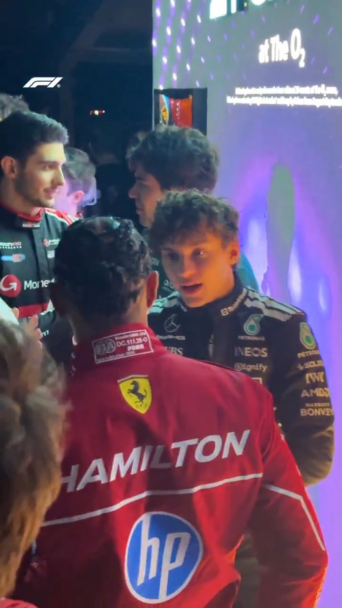 Backstage finds 📹 #F175LIVE