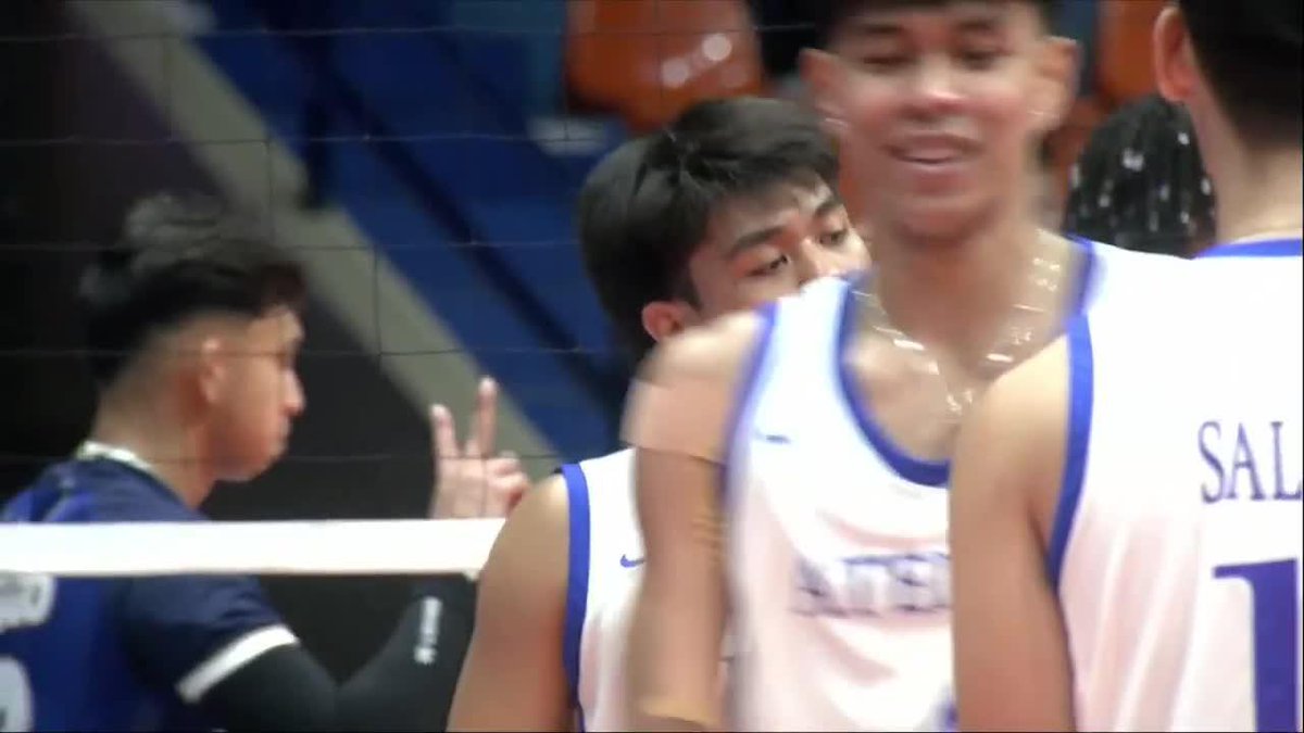 CASE CLOSED ⚖️ Kennedy Batas fires a blistering down-the-line attack to seal Set 1 for the Ateneo Blue Eagles against the NU Bulldogs in the UAAP Season 87 men’s volleyball tournament! #UAAPSeason87 #StrongerBetterTogether #LegendsStartHere #OneSports