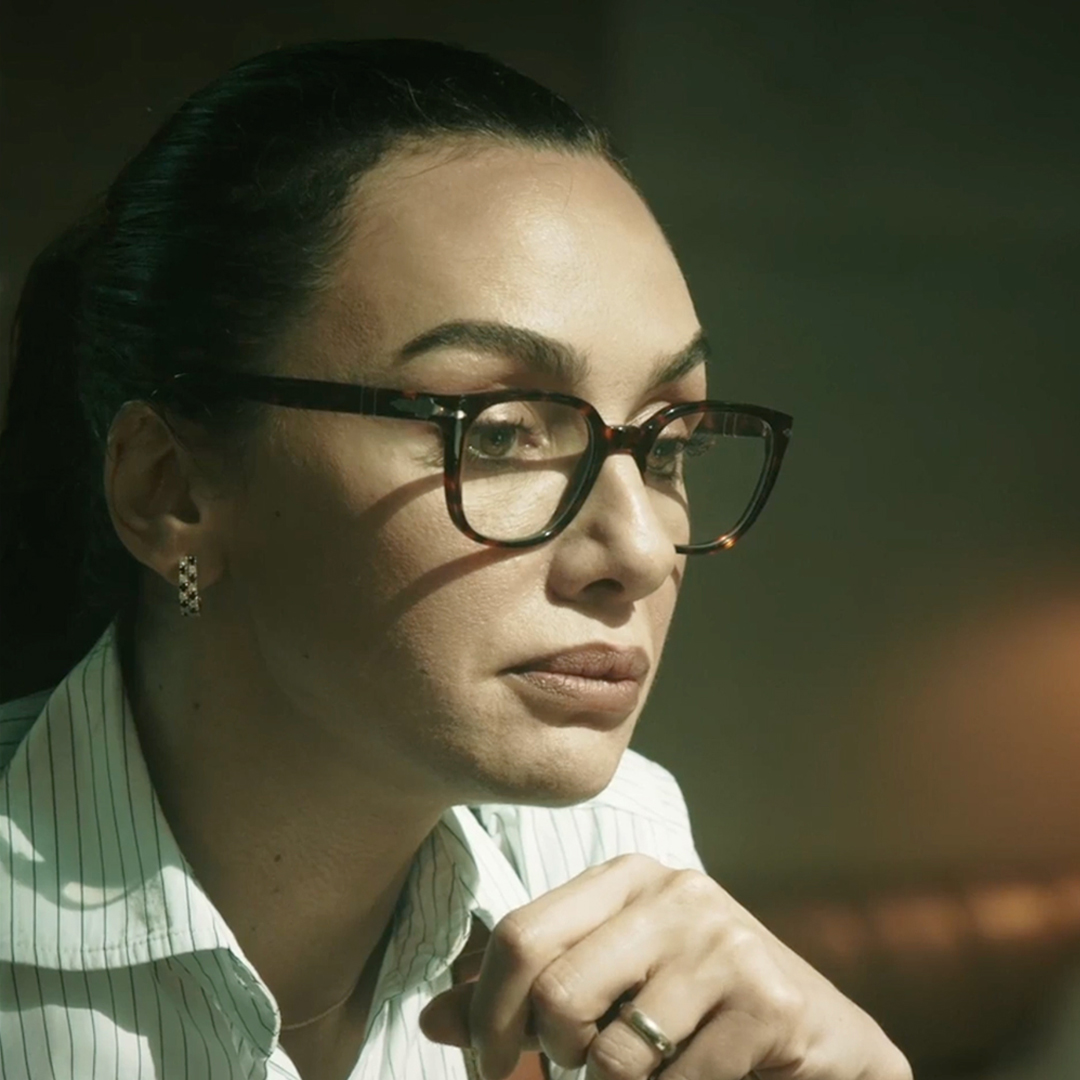 Yeni şüpheliler, yeni davalar. Mezarlık 2. sezon 27 Şubat'ta sadece Netflix'te.