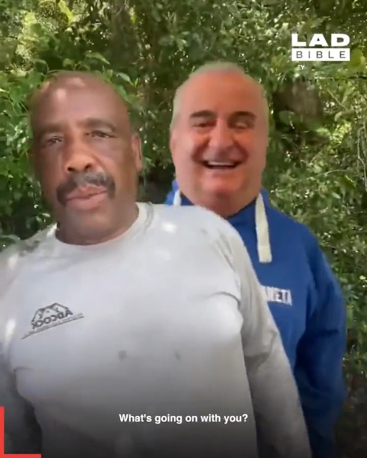 internet hall of fame This 'sneaking up behind you' filter prank gets some of the funniest reactions 😂