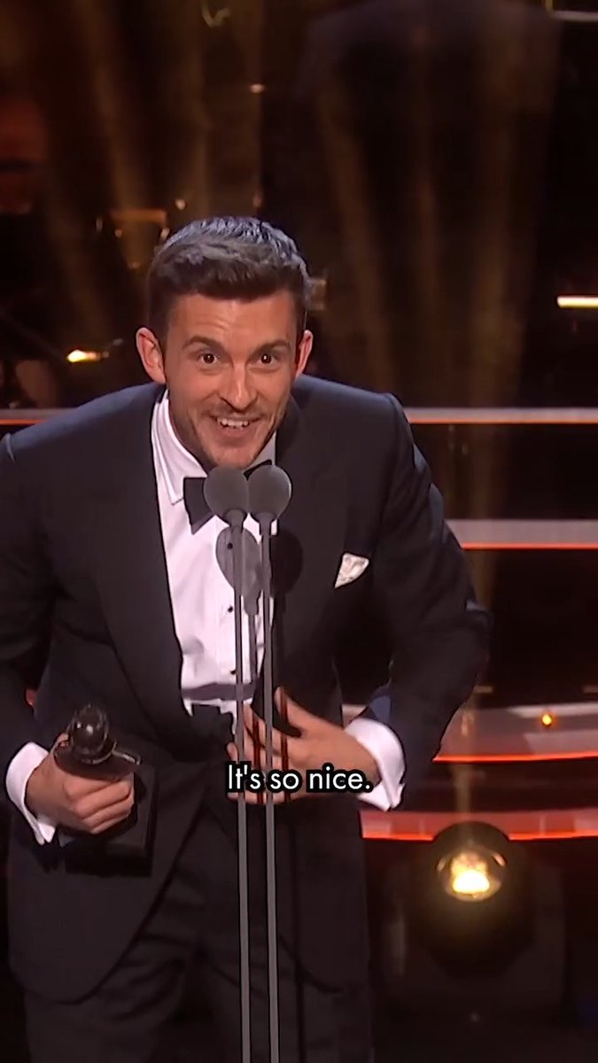 "LGBT people really aren't that different... We are just as anxious, and just as flawed and desperate to fall in love as everyone else." Last night Olivier Award-winning actor Jonathan Bailey (Company, 2019) returned to the stage as Richard II opened at the Bridge Theatre.
