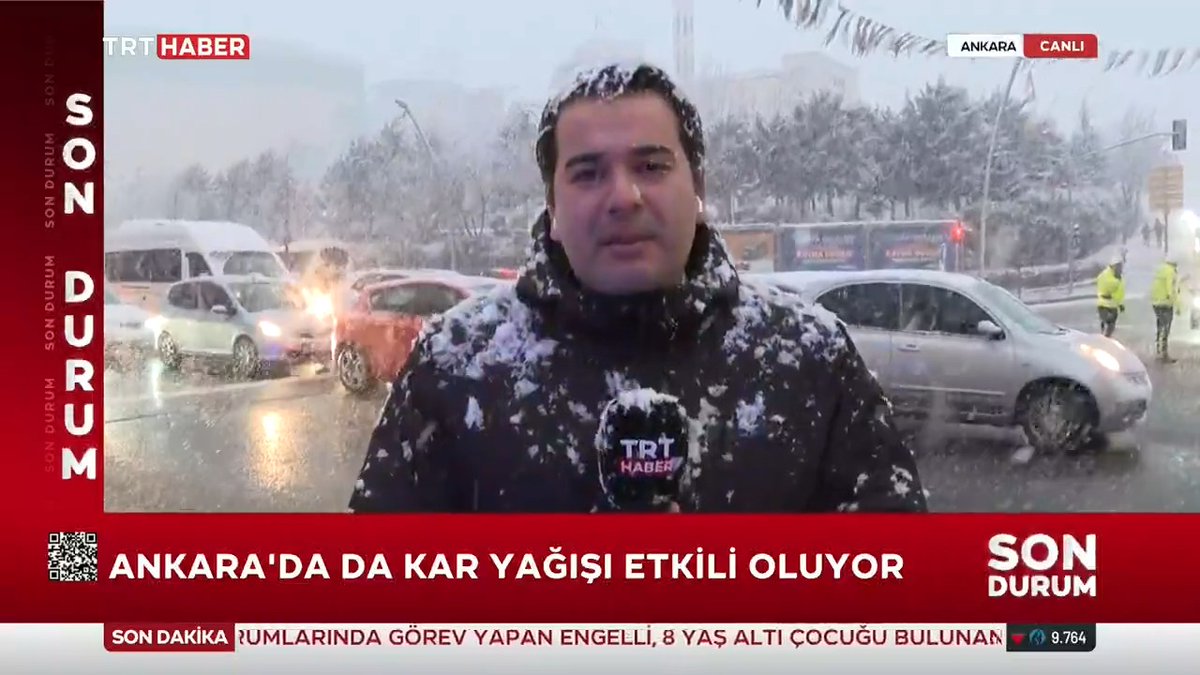 Ankara'da kar yağışı etkili oluyor. TRT HABER ekibi, başkentten son durumu aktardı.