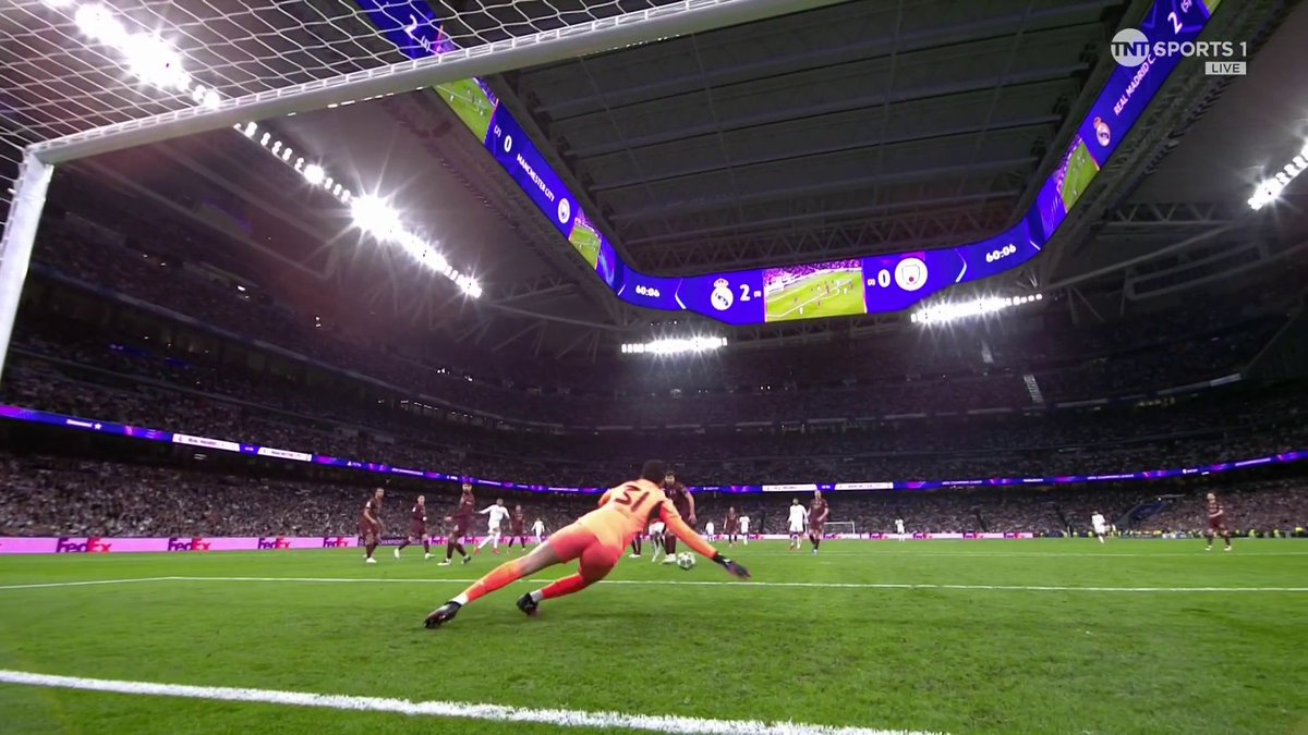 Kylian Mbappé completes his hat-trick against Man City 🎩 📺 TNT Sports &amp; discovery+ UK