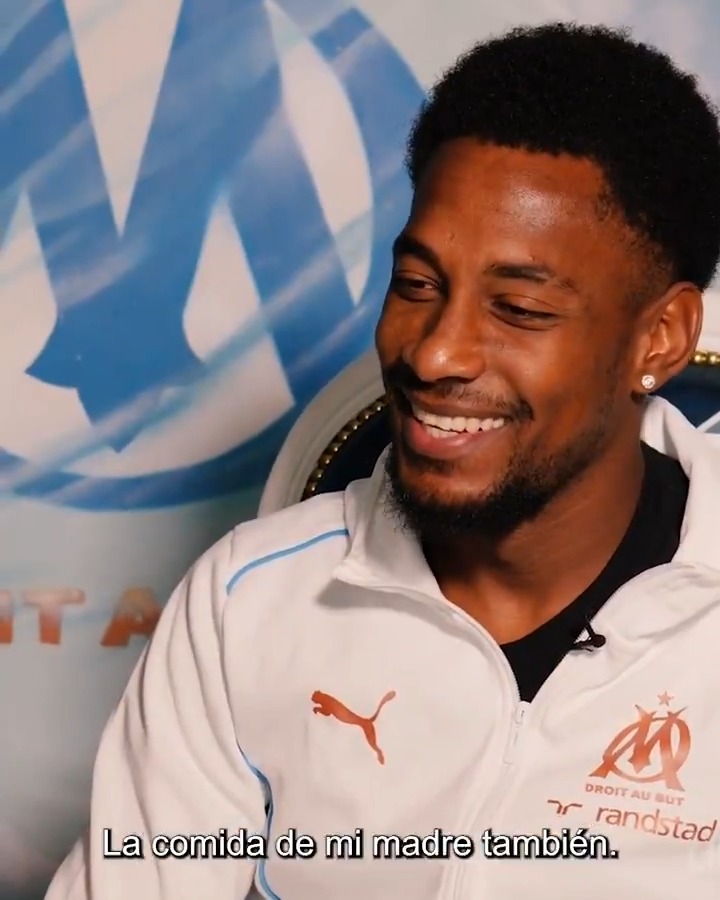 🇵🇦 ¡Qué xopa, Panamá! 🇵🇦 La cara más familiera de AM62👽 y el fenómeno panameño en Marsella. 🥰 ¡Todo el amor para Murillo en Ligue 1 Show! ❤️🇵🇦