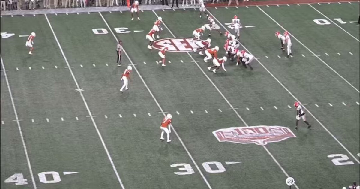 #Texas DB Andrew Mukuba. 6’0 190. Great instincts. All-around solid tackler. Calculated Ballhawk. ‘24 stats: 69 tackles. 6 PBU’s. 5 INT’s. 1 FF. NFL Comp is Logan Ryan.