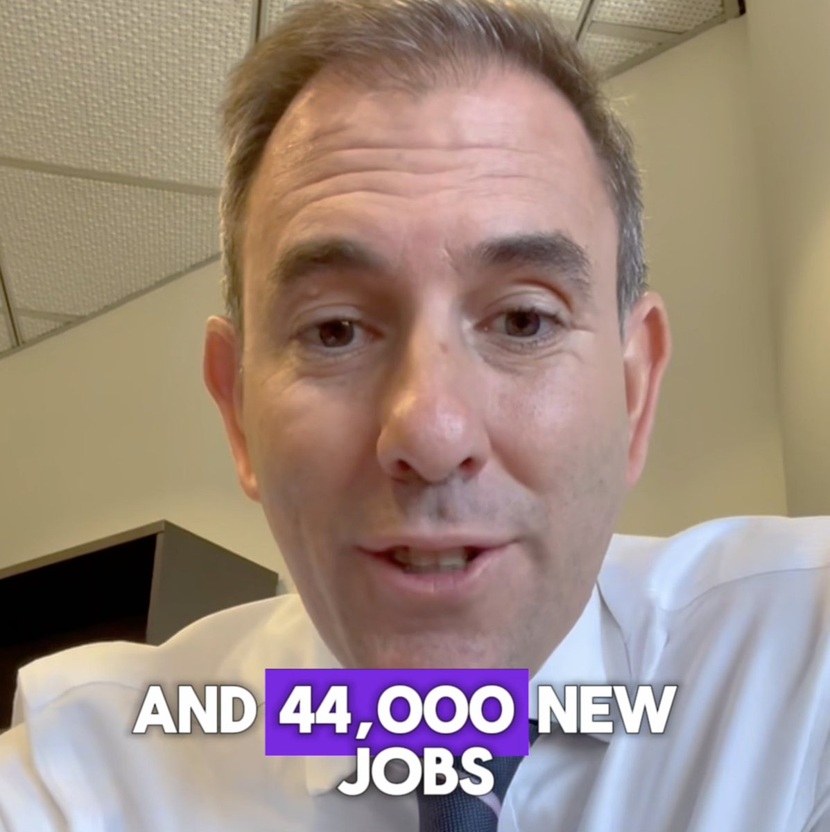 Quick thoughts on some really encouraging new numbers on jobs and wages today. Average full time earnings are now $11,000 higher than when this Anthony Albanese Australian Labor Government came to office. More to do, but making good progress together. #auspol #ausecon