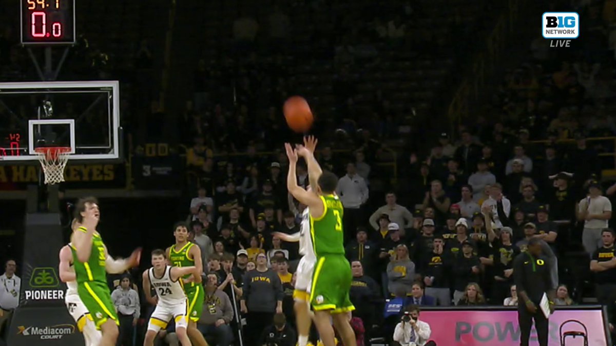 WHAT JUST HAPPENED? 🤯 Oregon Men's Basketball