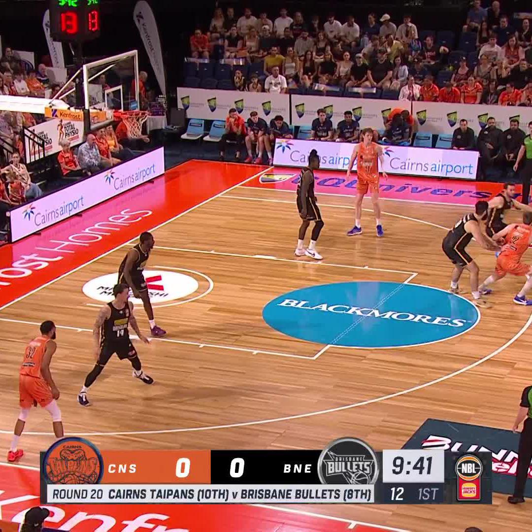 NBL🇦🇺ケアンズのタナー・グローヴス選手が長崎ヴェルカをフォローしたとの事 Tanner groves 208cm 25歳 stats 25.2min 13.5P 5.7R FG55.6 3P41.8 FT74.5