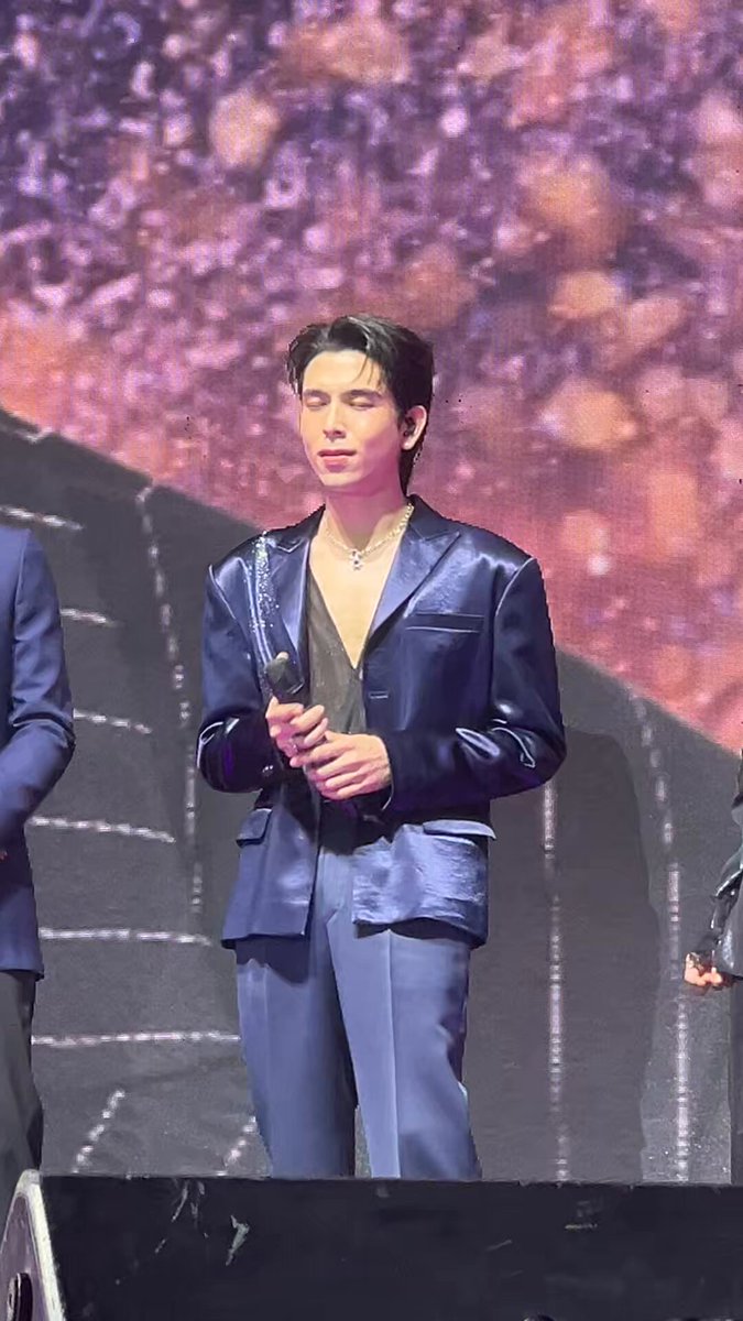 DMD LINE UP 2025+ “𝗚𝗟𝗢𝗪 𝗨𝗣” press conference ✨ โชว์สุดพิเศษเพลง “Versace on the Floor” โดย “ทอมมี่” Tommysittichok ✨ DMD GLOW UP #DMDLINEUP2025 #DMDMUSIC