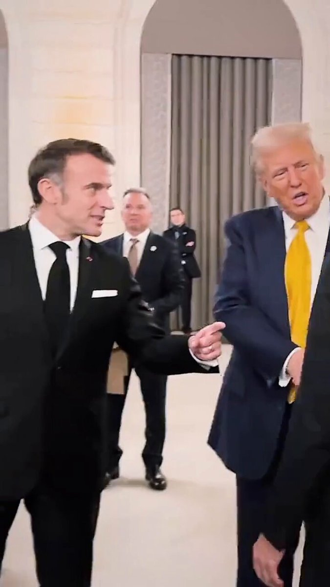 Serokê Amerîka Donald Trump bersiva nameyek Serokê Herêma Kurdistan Nêçîrvan barzanî dide. Di nameya navbirî de serok Trump sipasiya Serok Nêçîrvan dike, tekez liser hevkarî û pêşvebirina pêwendiyên hevbeş dike, hêviya serkeftinê ji Serokê Herêmê re dixwaze. Nechirvan Barzani