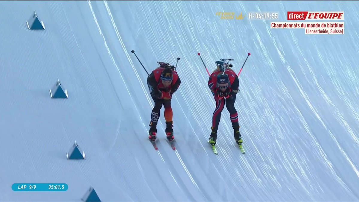ILS L'ONT FAIT ! Julia Simon et Quentin Fillon Maillet remportent le mixte simple des Mondiaux 😍🇫🇷 #lequipeBIATHLON