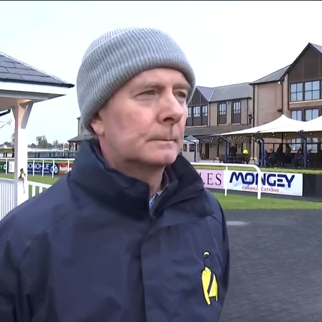 "It has been heartbreaking...we'll never forget Michael." ❤️ An emotional Barry Connell spoke to Gary O'Brien today after watching William Munny record a poignant victory at Punchestown.