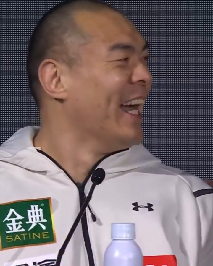 “I’m going to bang you.” Zhilei Zhang and Agit Kabayel with a funny exchange at the final press conference ahead of their fight on Saturday night.