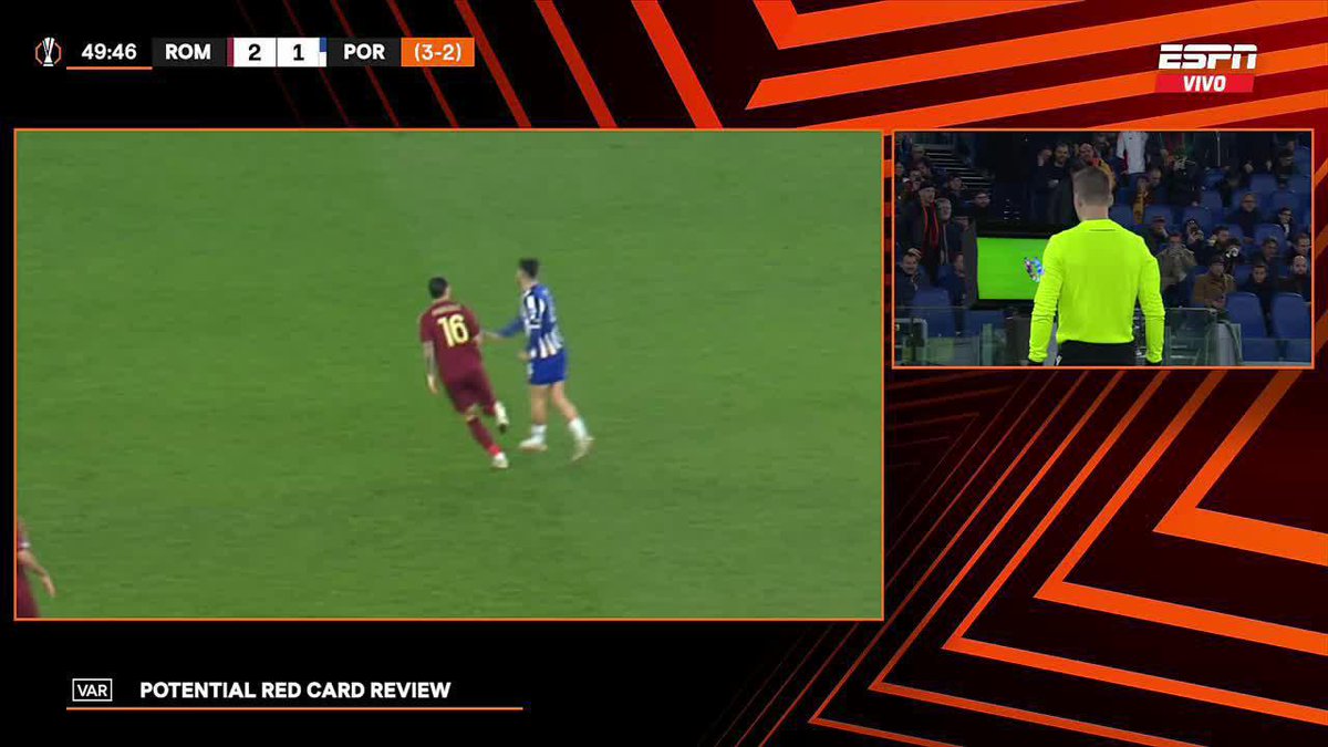 🟥 Stephen Eustáquio fue EXPULSADO en Roma vs. Porto por este golpe sin pelota a LEANDRO PAREDES.