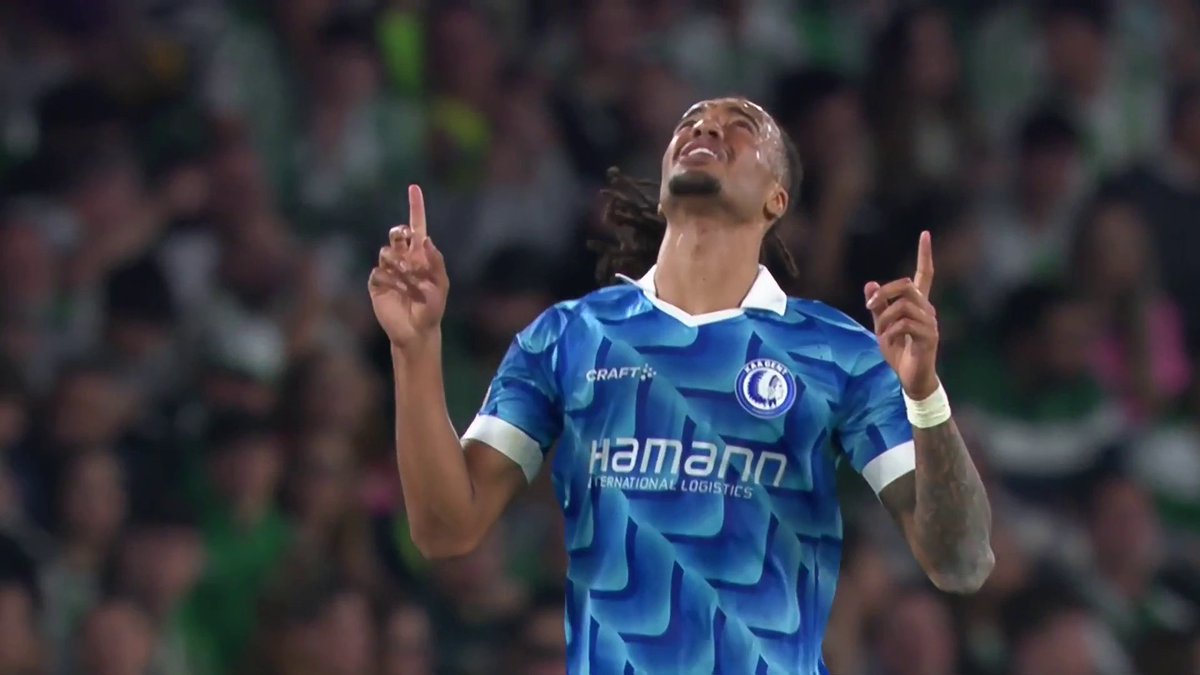 An audacious finish from a tight angle 😱🚀 🏴 English defender Archie Brown with an unstoppable goal for Gent 👏 📺 TNT Sports & discovery+ UK