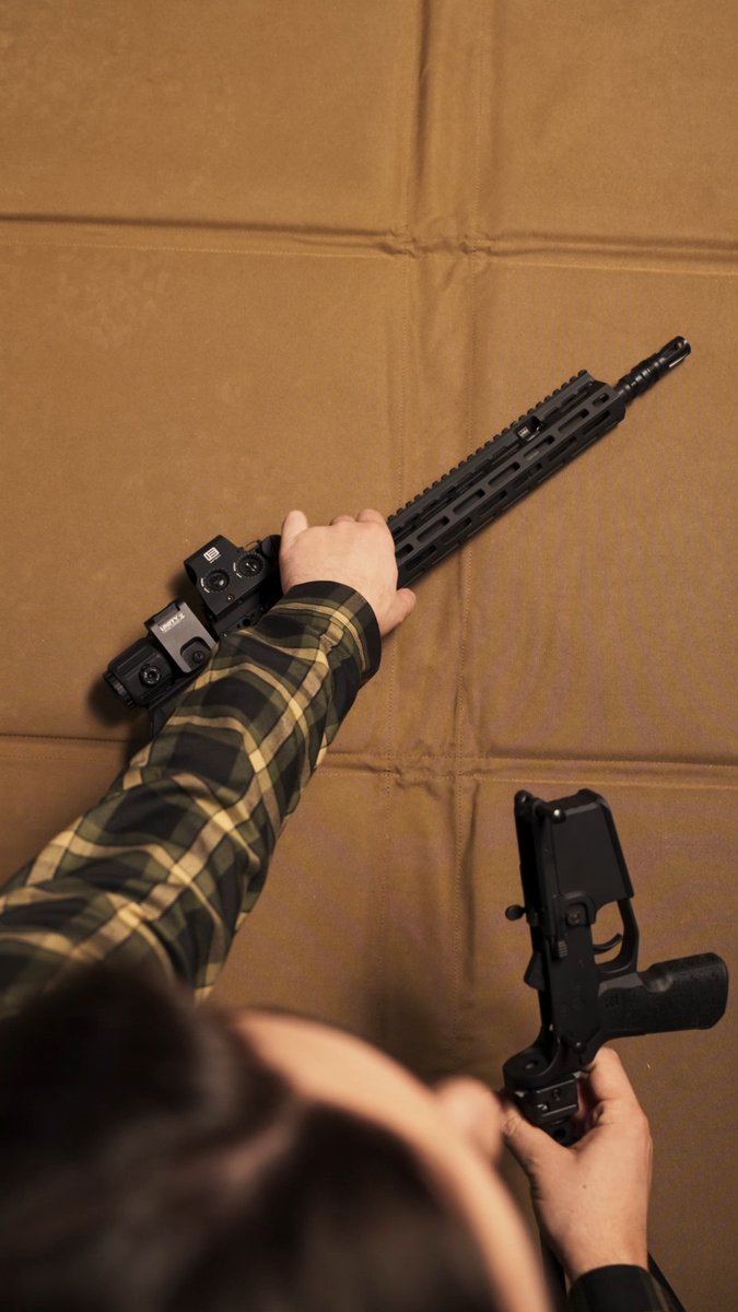 Question: Do Gen 3 uppers work with AR lowers? Answer: Yes, they do. Check it out: 👇