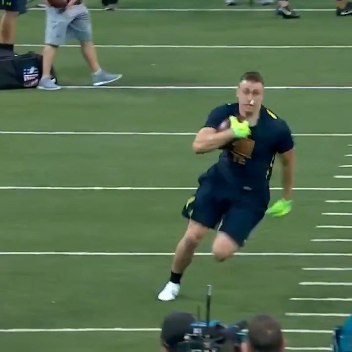 Not even a bloody nose was going to stop George Kittle at the Combine 😤 📺: 2025 #NFLCombine starts Feb. 27 on NFL Network 📱: Stream on NFL+