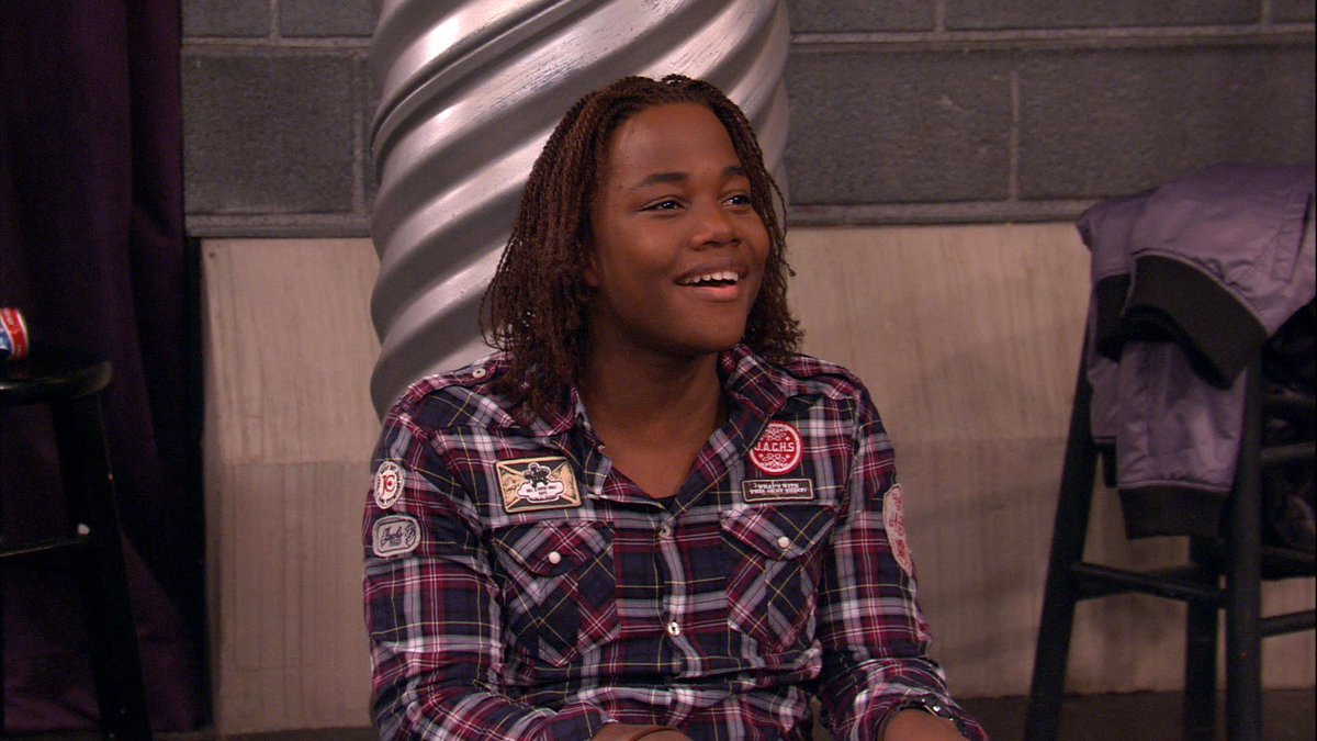 this is how we met Leon Thomas 🥹